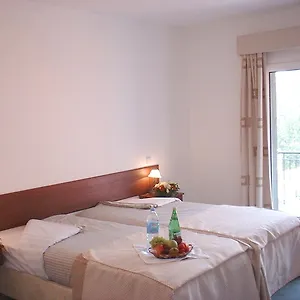 https://hotel-encumeada.madeira-islandshotels.com