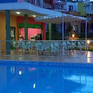 Albufeira Marina Apartment מלון
